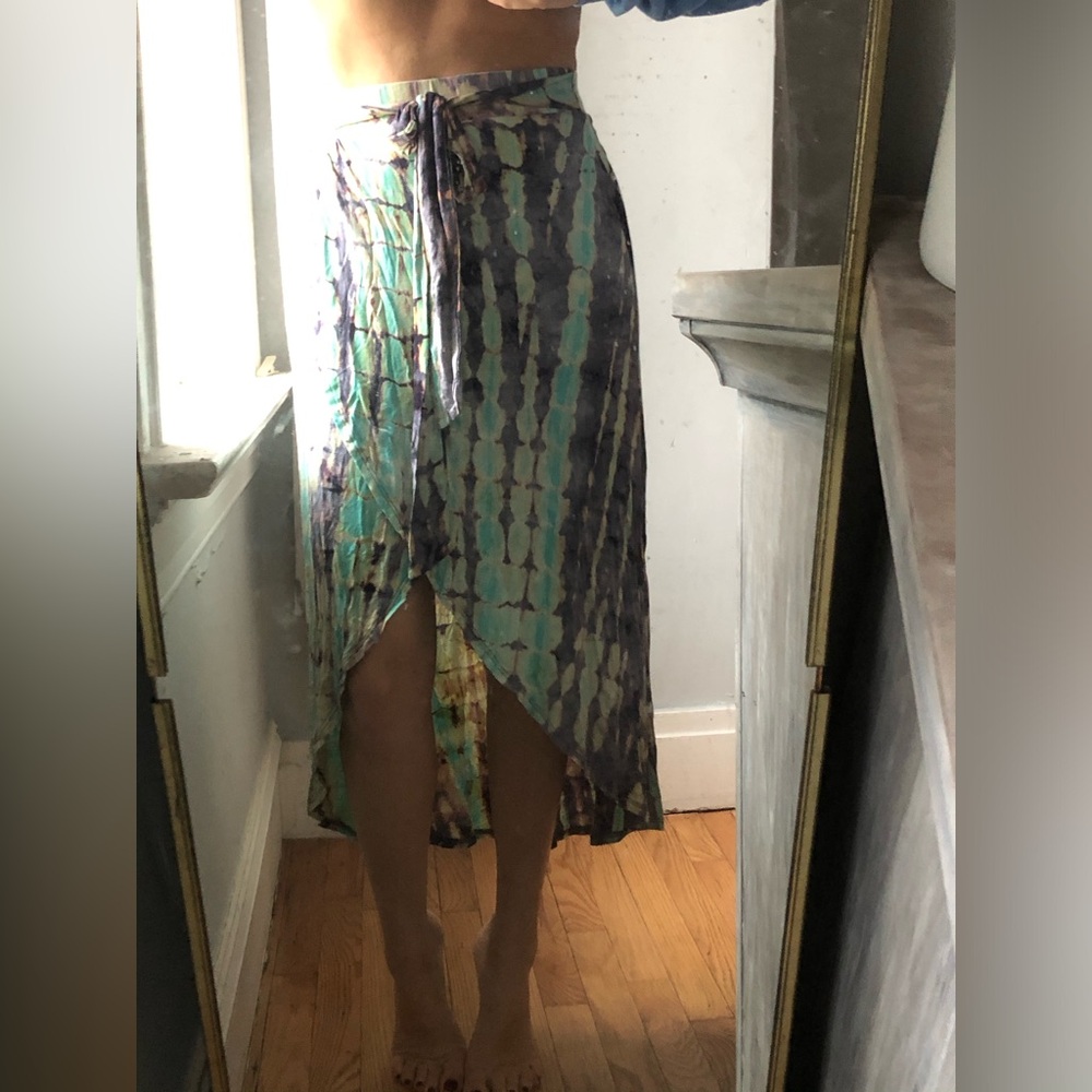 Tie-Dye Wrap Midi Skirt in women’s Aqua blue snd navy colors size small - Picture 2 of 9